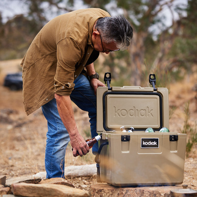 Kodiak Hard Cooler 32L Black heavy-duty family-size ice box outdoors, rugged camping cooler with 5-day ice retention